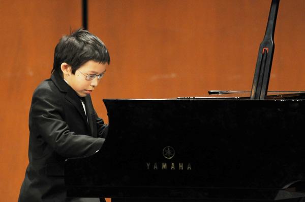 10岁刘明和获今年文化中心钢琴比赛大奖 优胜者将于连串『明日之星』音乐会献艺