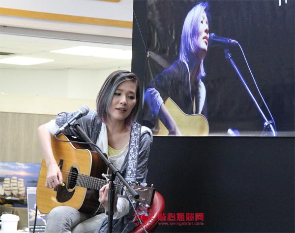 “你栽出千万花的一生” ——对台湾歌手张悬的专访