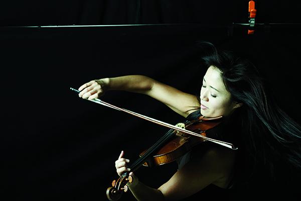 韩国小提琴家金志妍下月与多伦多交响乐团演奏《四季交响曲》　演绎深秋浓冬的诗情画意