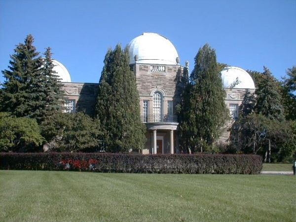 Richmond Hill- Canada's Biggest Town, Home of the Largest Optical Telescope in Canada