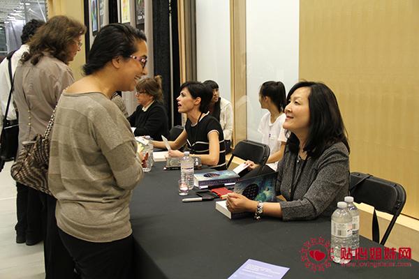 支持独立书店——温哥华华裔作家张崇珊（Janie Chang）发起加拿大“作家支持独立书店日”(Authors for Indies Day)运动