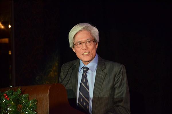 华裔流行病专家杨钜兴博士服务原住民获CPAC2015年度专业成就奖