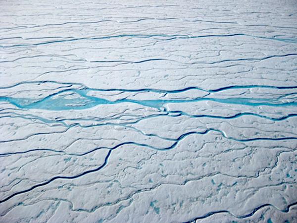 约克大学研究：气候变化改变格陵兰大陆冰川加快海平面的上升