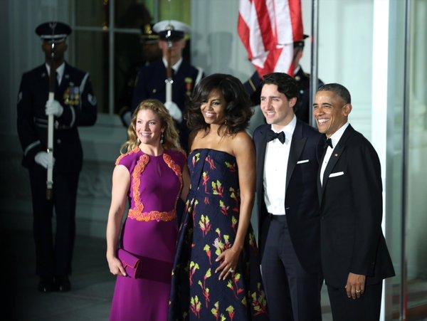 总理杜鲁多夫妇赴白宫国宴（视频）