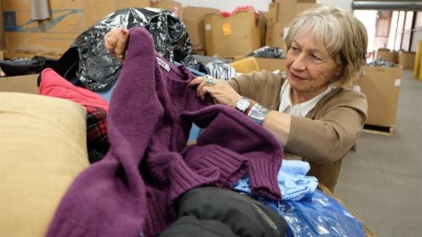 破袜子也是能卖钱的：加拿大的纺织品回收——万锦市本周起开始试行回收纺织品项目