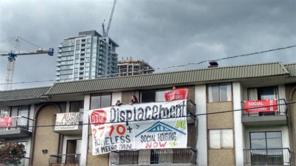 大温居民抗拆迁：抗议者占据本那比空楼和温哥华东区空地