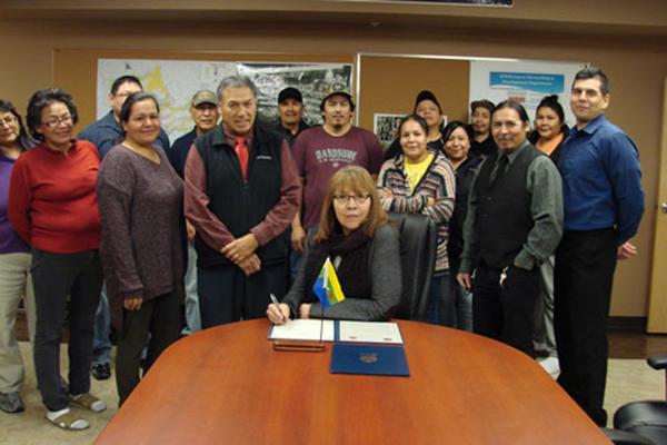 万锦市和原住民社区签协议互助 市长华人新年筹款晚会拨出5.5万元给Eabametoong First Nation社区