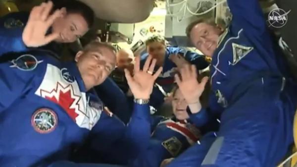 加拿大宇航员在空间站怎么过圣诞