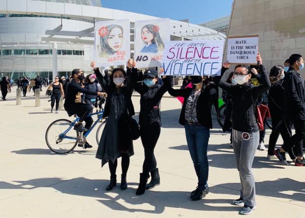 图片新闻：美国加州圣荷西市民众集会抗议针对亚裔的种族主义和针对亚裔女性的暴力