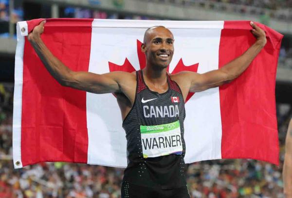 加拿大选手达米安·华纳 （Damian Warner）夺得东京奥运十项全能金牌